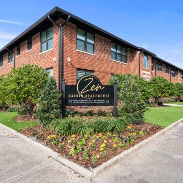 Custom entry signage for a historic apartment building restoration in Springfield Jacksonville FL.